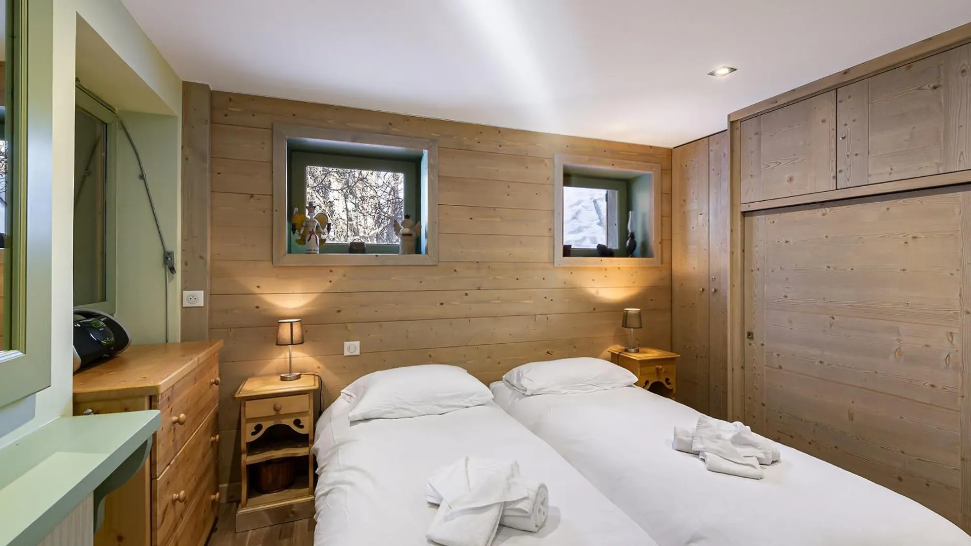 Appartement Au Calme Avec Terrasse, Hammam, Proche Pistes Et Centre De Meribel, Parking Inclus - Fr-1-565-37 Les Allues 法国